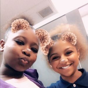 Meet your Posher, Lay